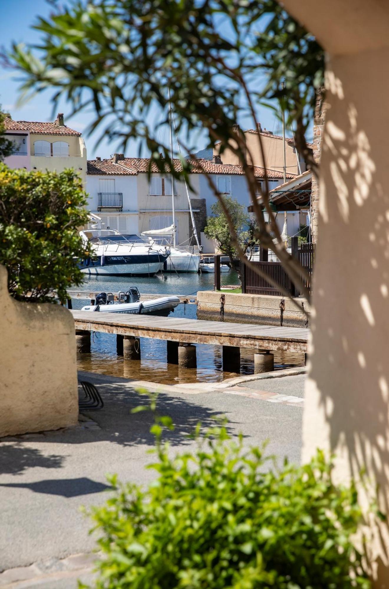 Appartement 30 M De La Plage Grimaud Extérieur photo